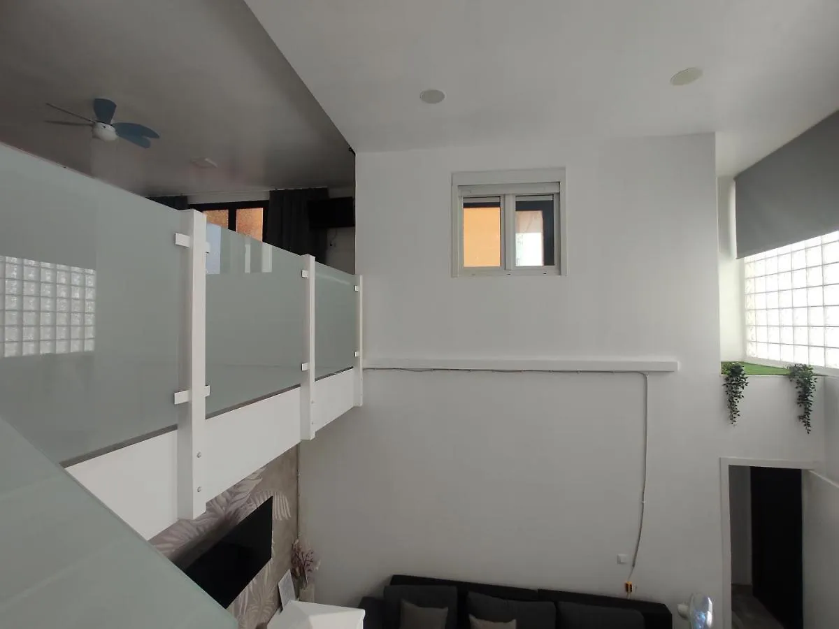 アパート アレシフェLoft El Charco By Flamingo Houseアパートメント スペイン